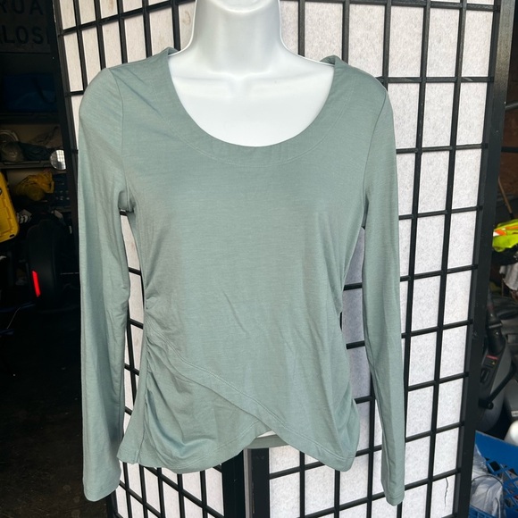 Athleta Size XS, Excellent pre owned condition , Sage Green - Picture 1 of 6